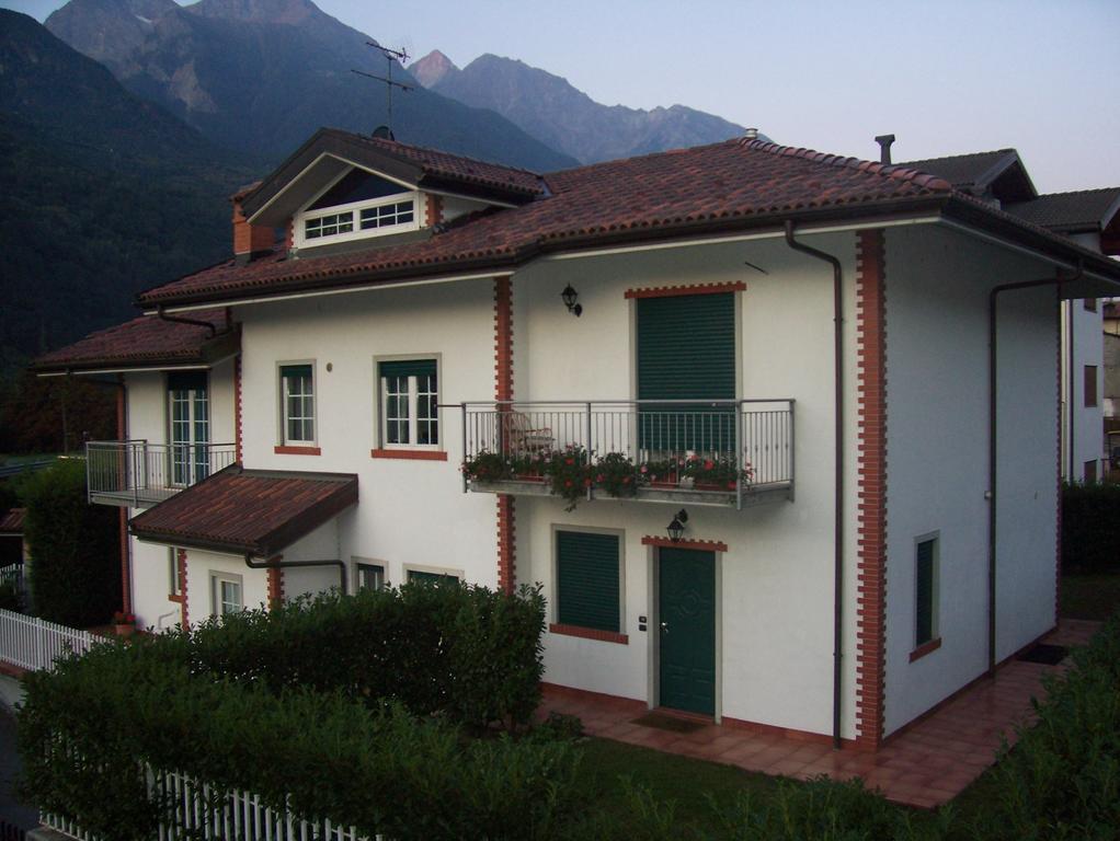 Villa Mafi Нус Екстериор снимка