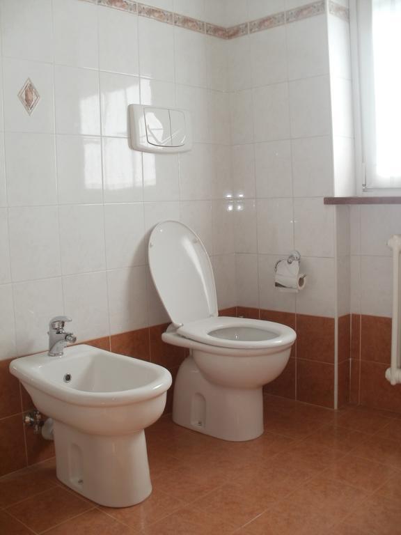 Villa Mafi Нус Екстериор снимка